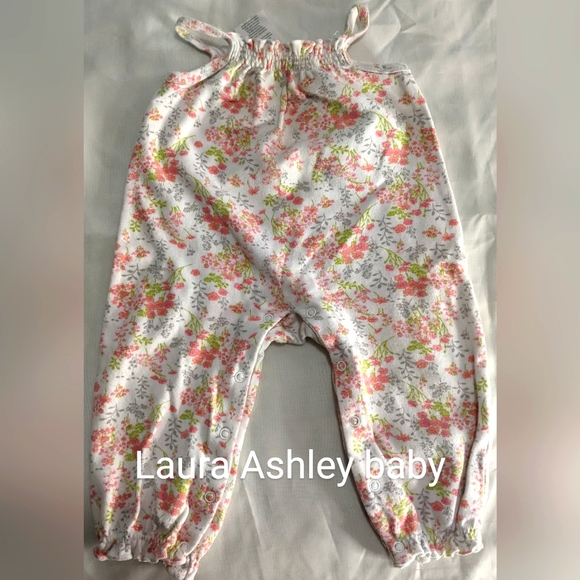 Old Navy & Brands 12 Month Girls Bundle - Picture 3 of 10